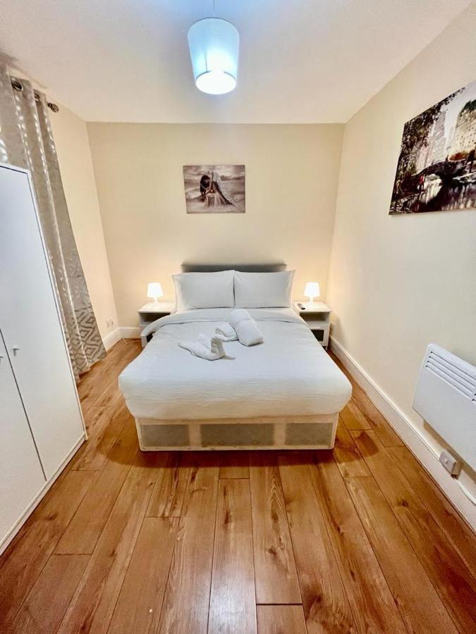 Studio Flat In Colliers Wood Apartment London Bagian luar foto